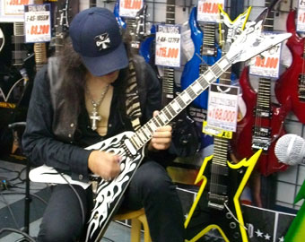���ԉp�� with Michael Schenker Custom Flame