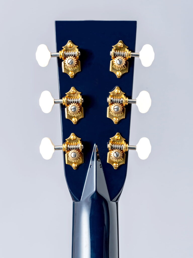 Custom & Special Editions OM Style 42 SH NAVY BLUE