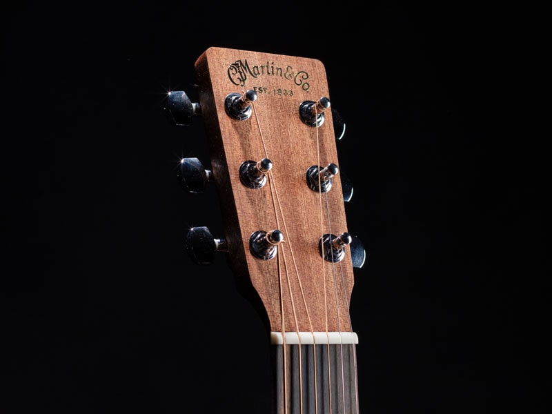 C.F.Martin Guitar 000JR-10E Shawn Mendes GLAM PHOTO 7