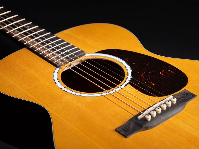 C.F.Martin Guitar 000JR-10E Shawn Mendes GLAM PHOTO 9