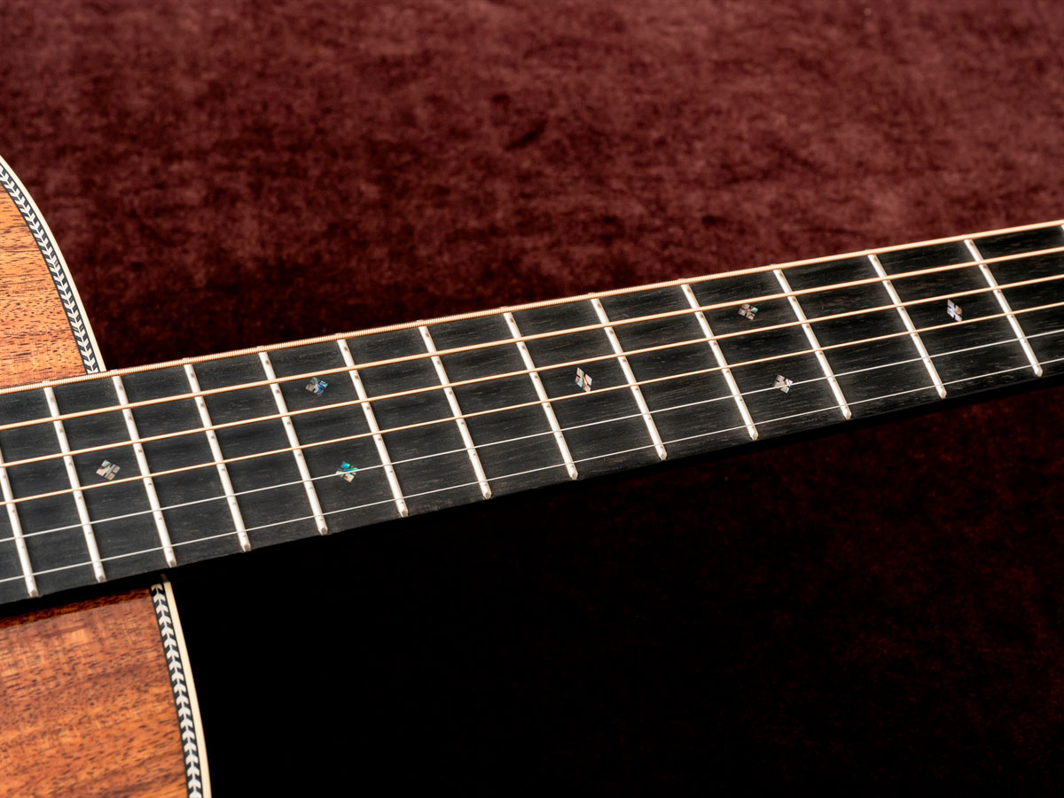 C.F.Martin Guitar CTM HD-28K2 Wood Selected GLAM PHOTO 5