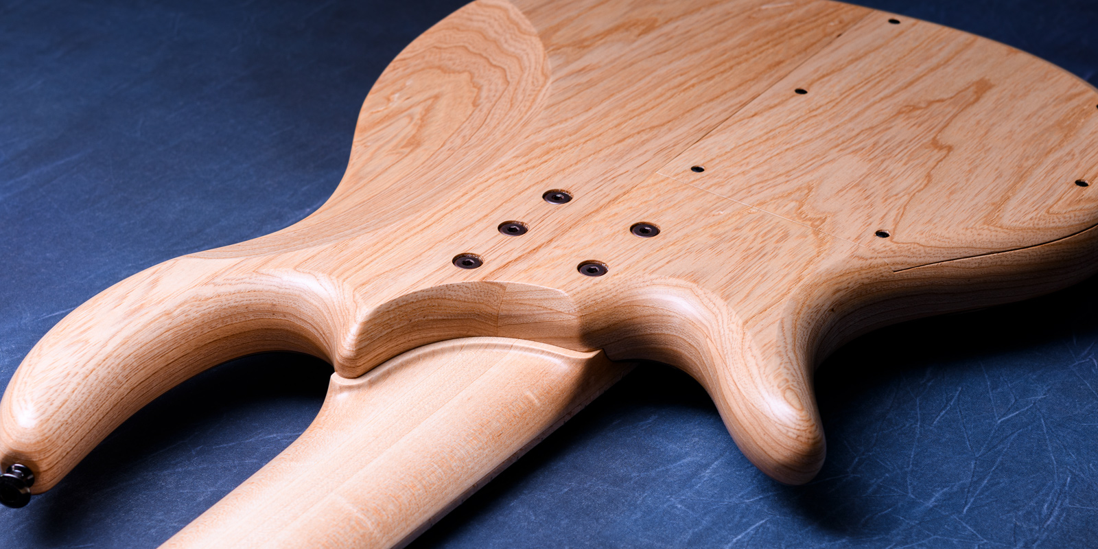 Elrick Bass Guitars Gold Series e-volution 5 Buckeye Top