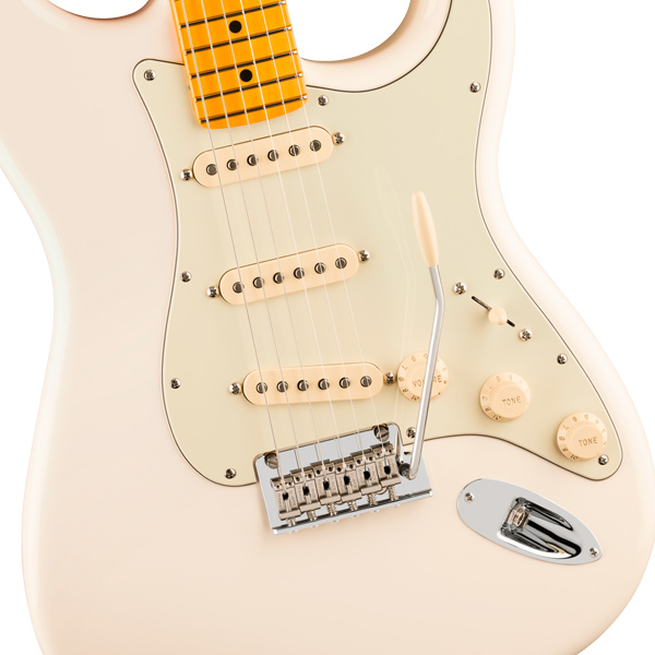 FENDER AMERICAN PROFESSIONAL STRATOCASTER