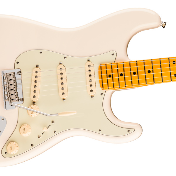 FENDER AMERICAN PROFESSIONAL STRATOCASTER