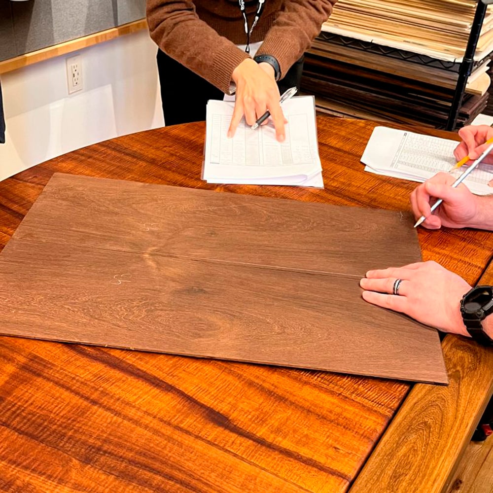 Martin Factory Tour Wood Selection①