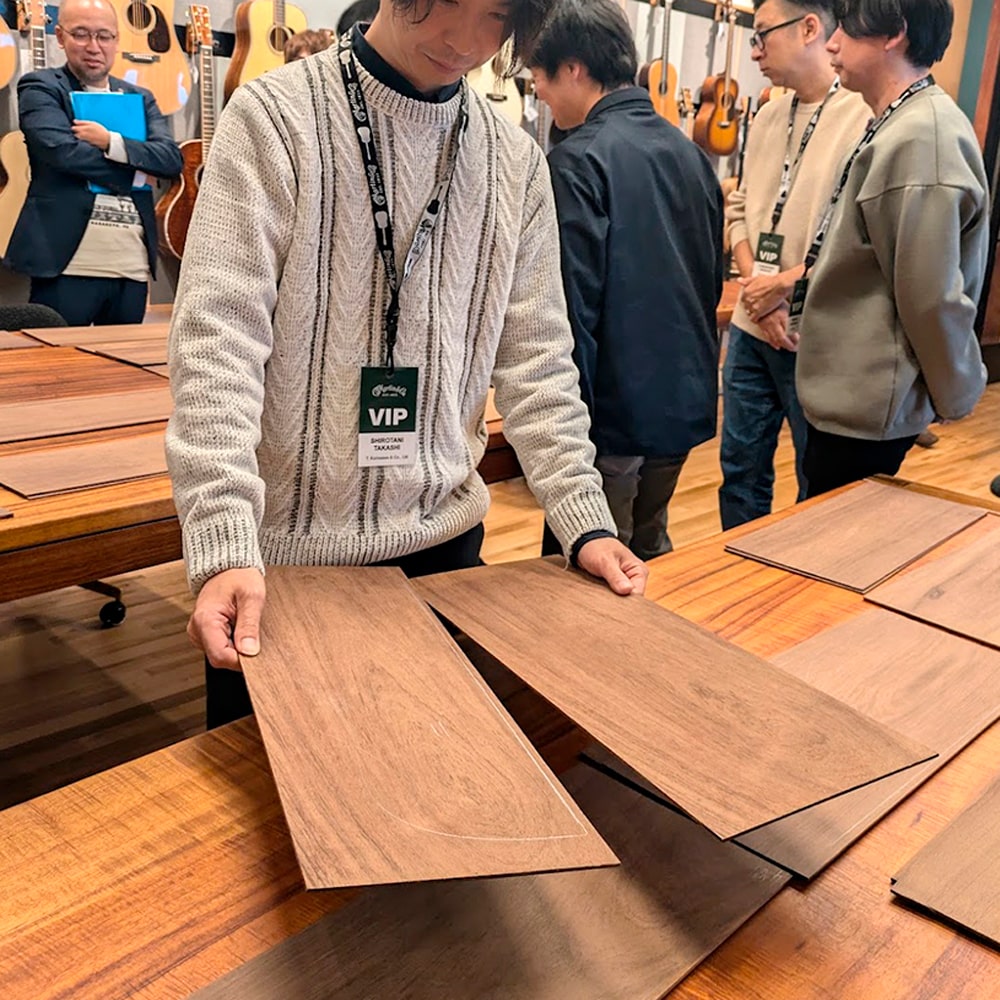 Martin Factory Tour Wood Selection⑥