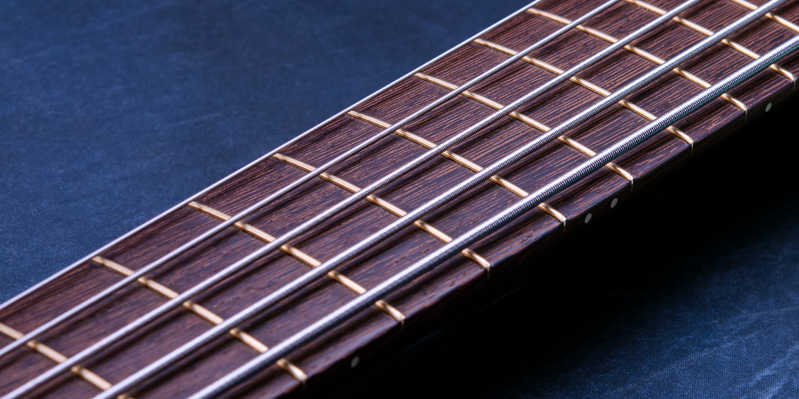 MTD 535-24 Black Limba Body, Surf Green