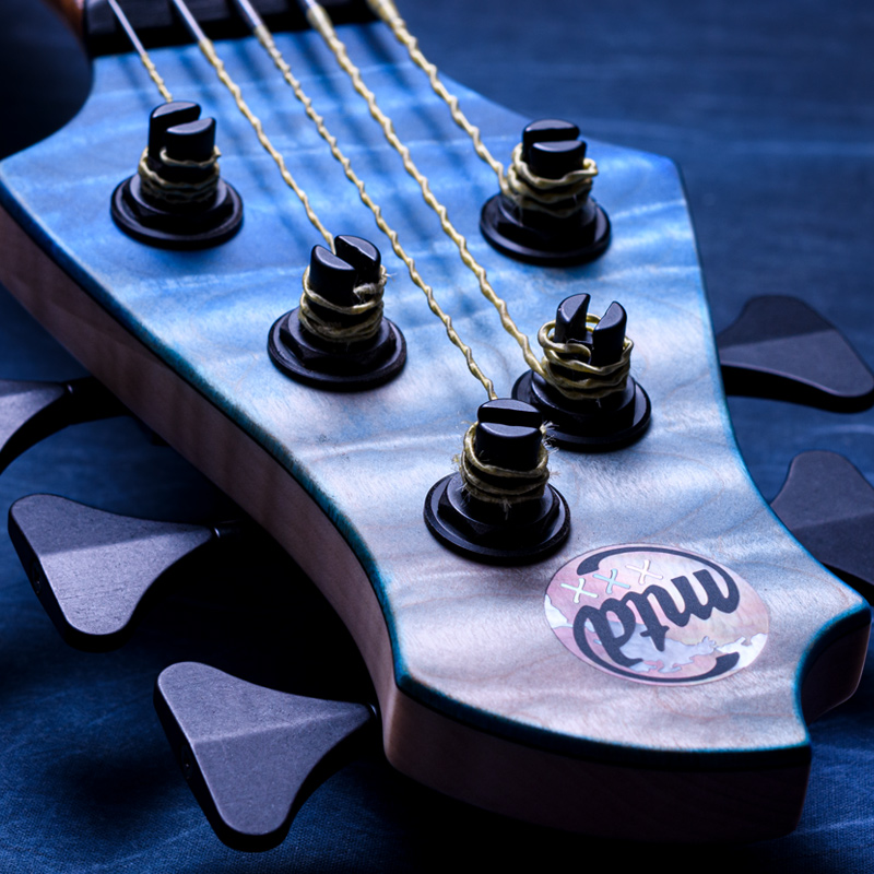 MTD 535-24 Quilt Maple Top Colord Ocean Blue Fade Dark Horns, Roasted Birds Eye Maple Fingerboard