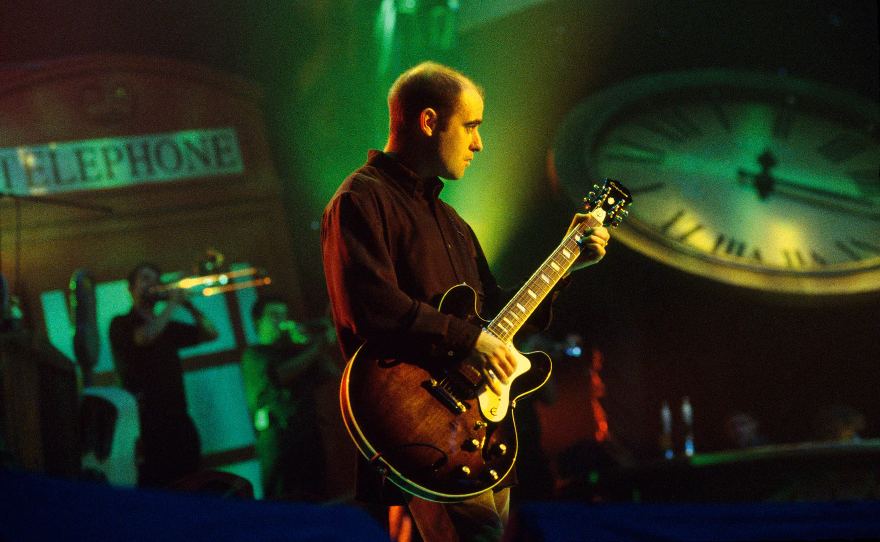 Gem_Archer_ _Epiphone_Sheraton_02_Sharon_Latham__hero_desktop