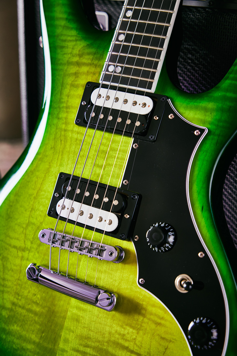 gibson_victory_figured_top