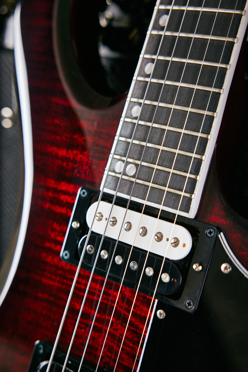 gibson_victory_figured_top