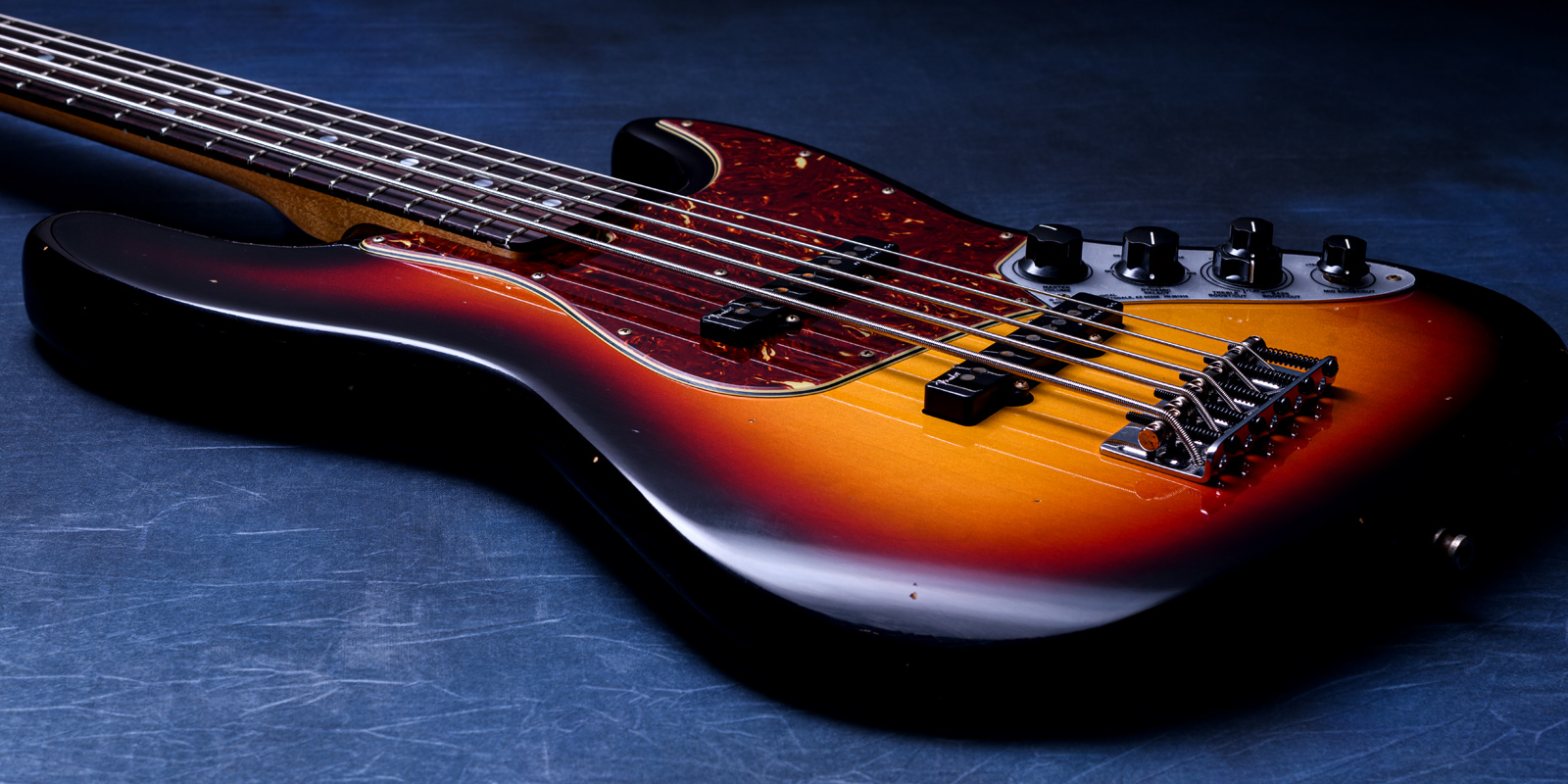 Fender Custom Shop Custom Built Custom Classic Jazz Bass V Journeyman Relic - 3 Color Sunburst