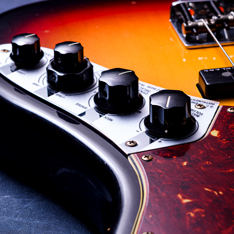 Fender Custom Shop Custom Built Custom Classic Jazz Bass V Journeyman Relic - 3 Color Sunburst