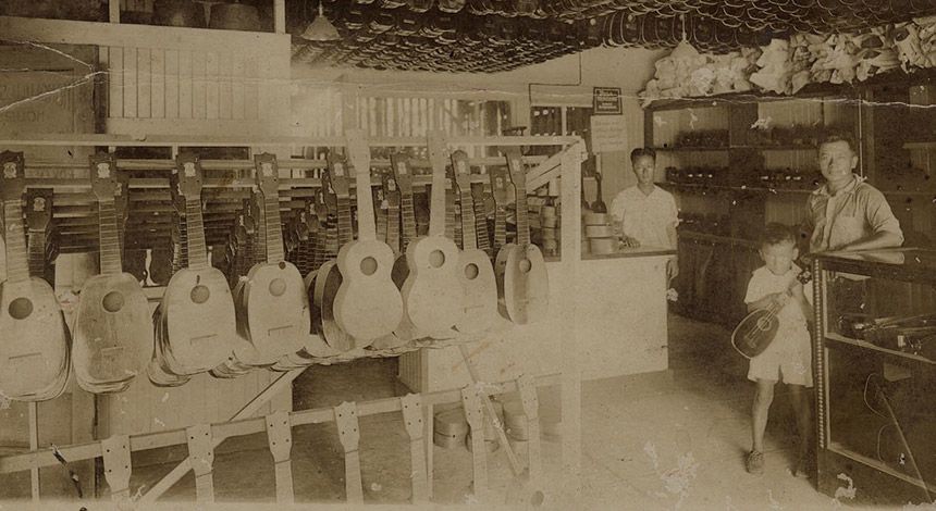 カマカ・ウクレレ＆ギターワークス