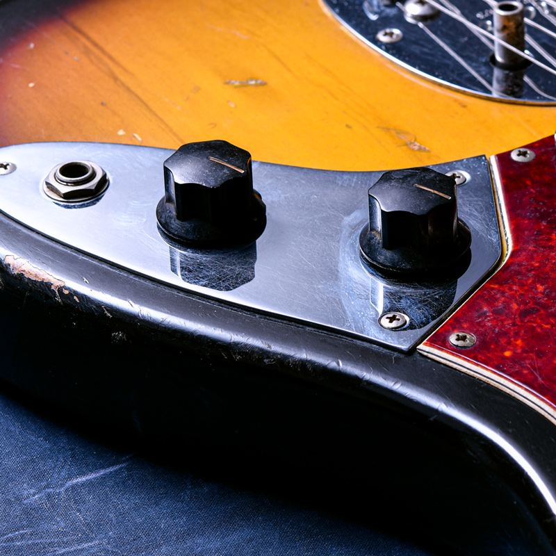 Fender Bass VI 1967 - 3-Tone Sunburst -