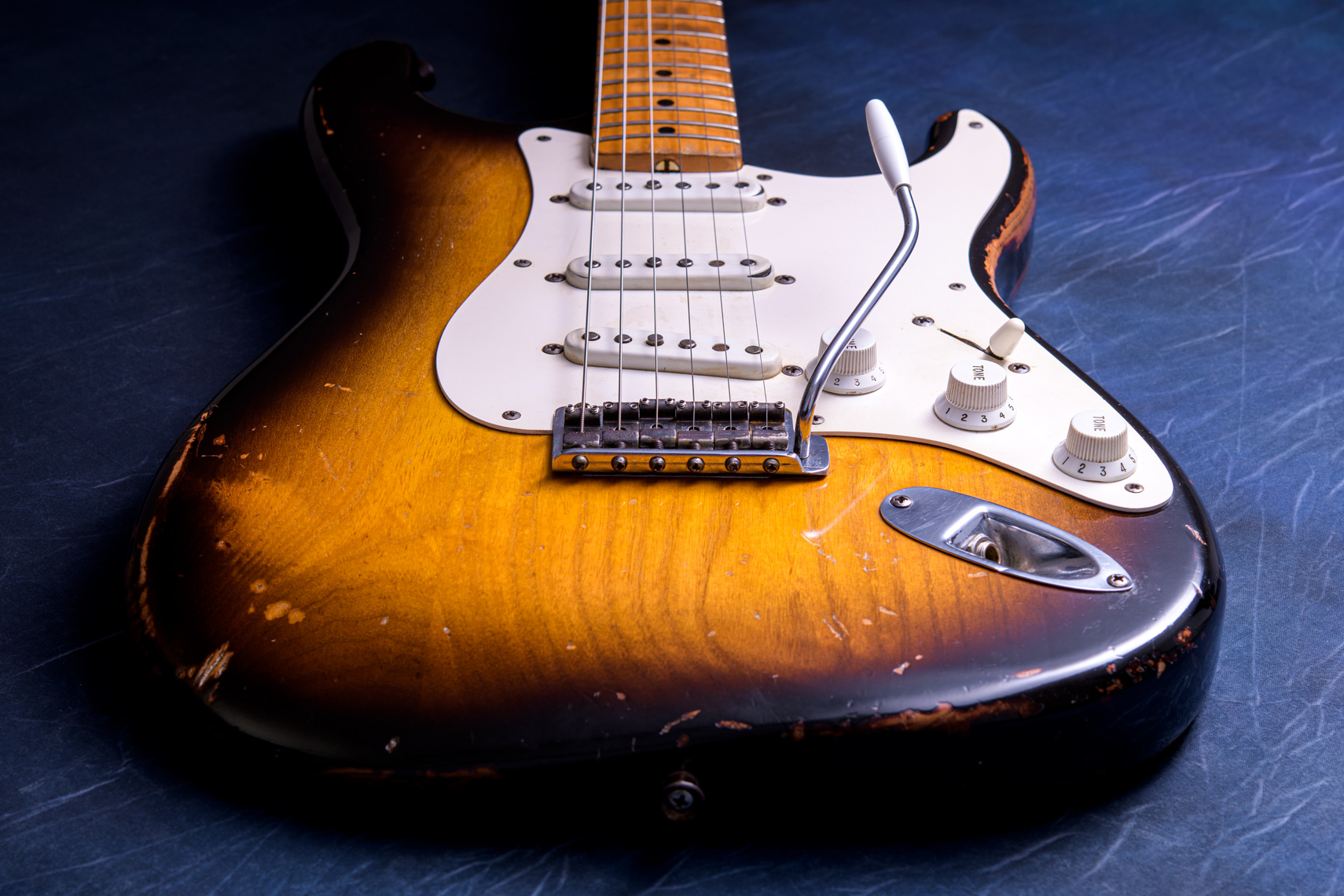 Fender Stratocaster 1954 -2Tone Sunburst-