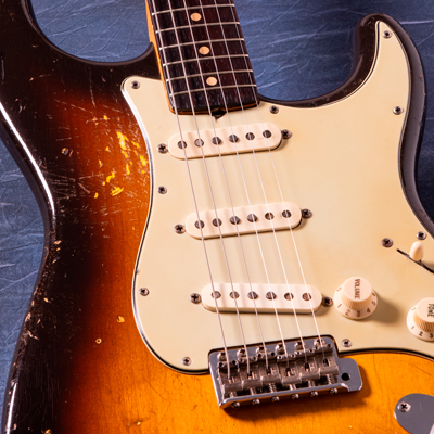 Fender Stratocaster 1960 -3Tone Sunburst-